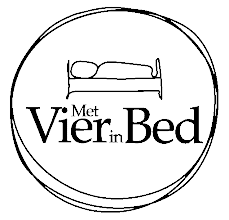 Label Met Vier in Bed VTM au plaisir Cluedo B&B Hastière Dinant Namen België
